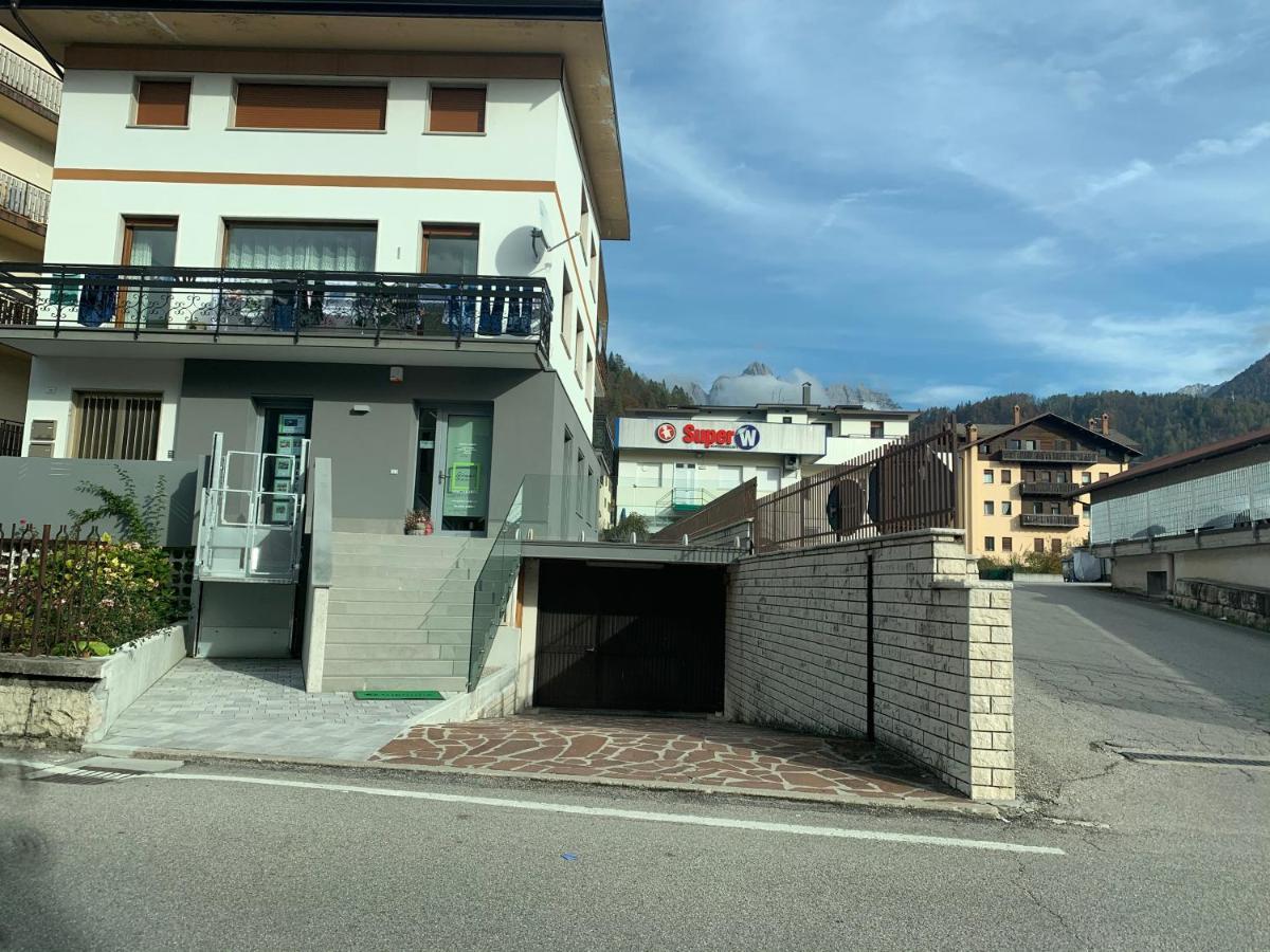 Agordo Suite Luaran gambar